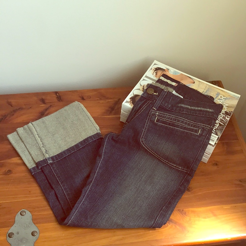 Levi’s - Rolled Cuff Peddle Pushers - NWOT